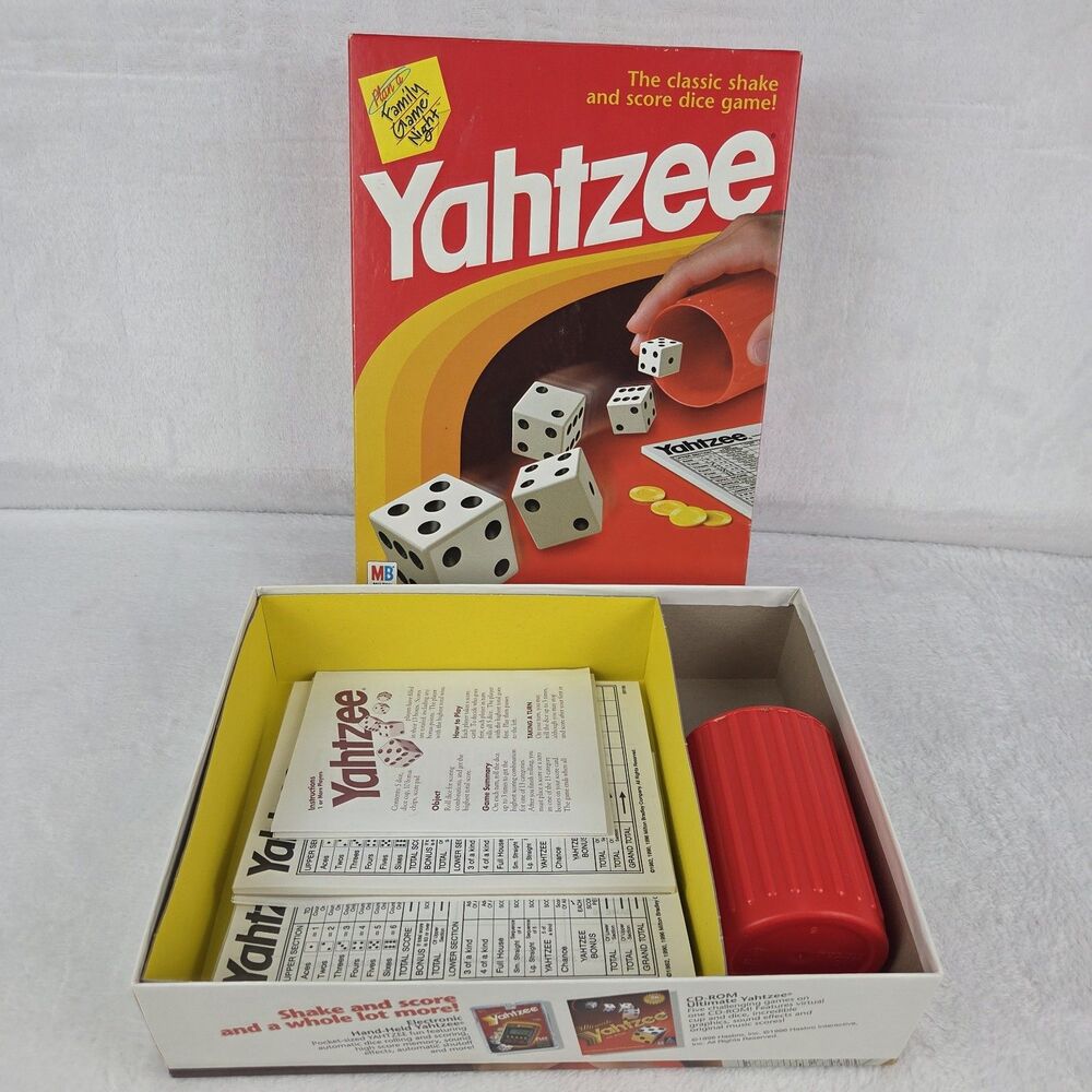 Vintage 1998 Yahtzee Dice Game Milton Bradley Complete With Score Pads - Picture 2 of 11